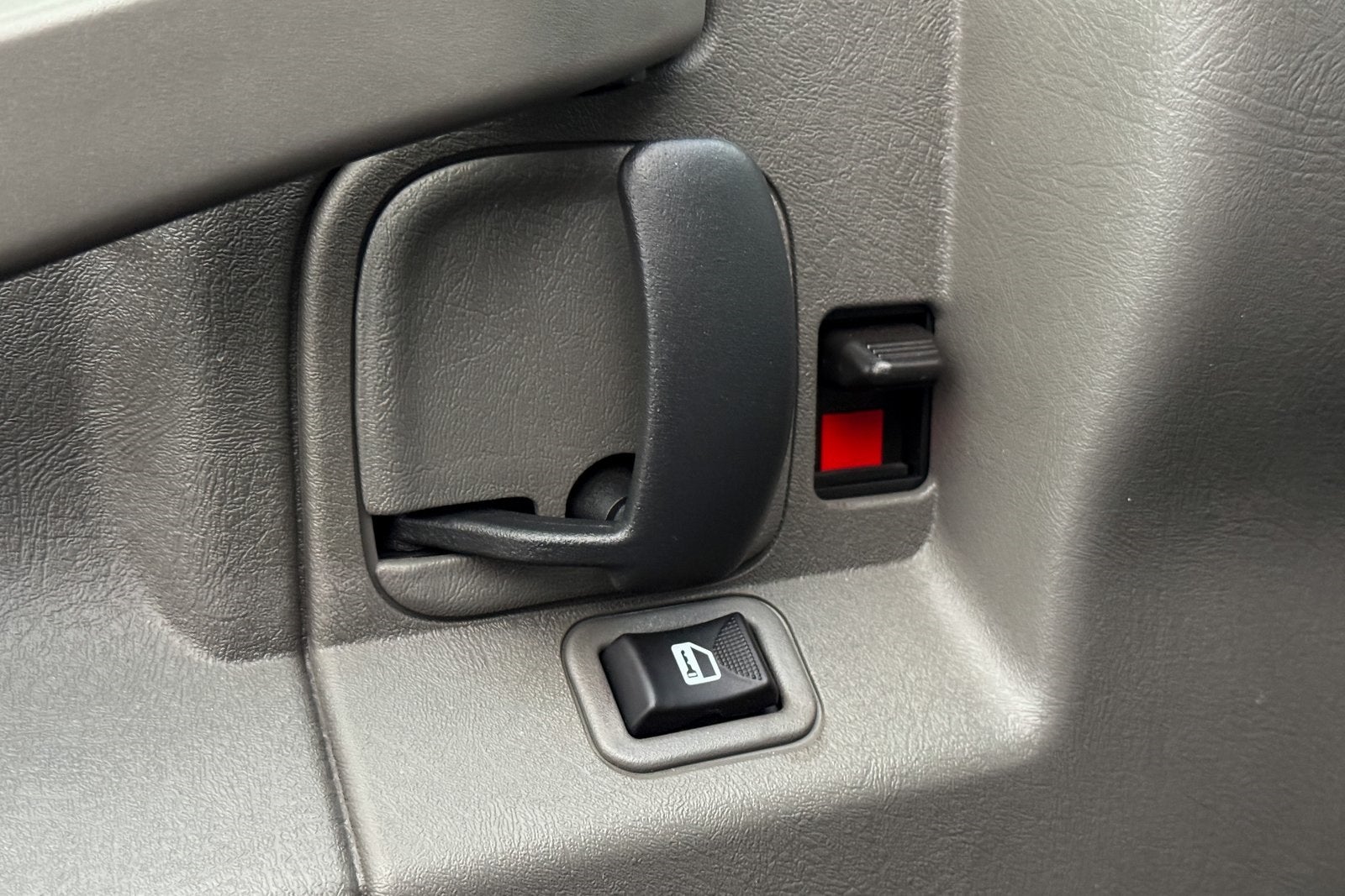 2024 Chevrolet Express 2500 Work Van Cargo