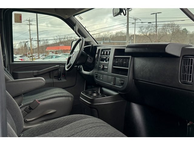 2024 Chevrolet Express 2500 Work Van Cargo