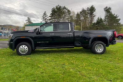 2025 GMC Sierra 3500HD Denali