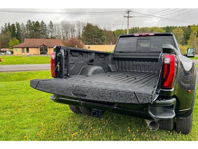 2025 GMC Sierra 3500HD Denali