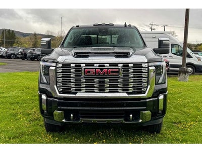 2025 GMC Sierra 3500HD Denali