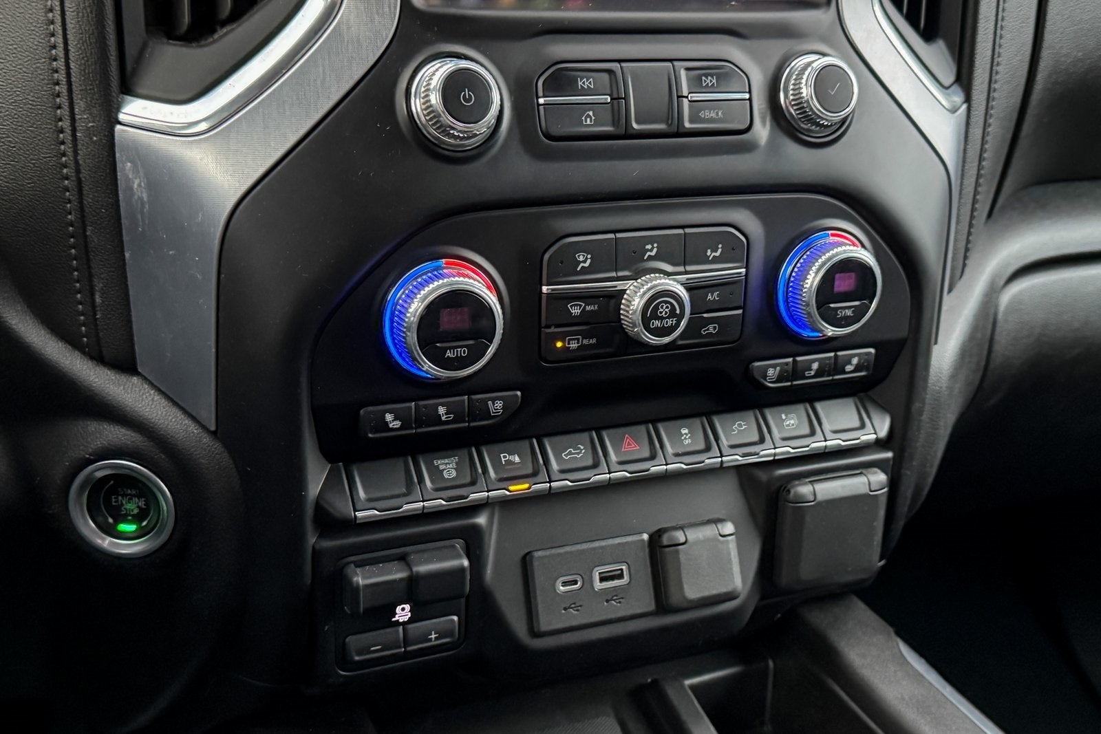 2023 GMC Sierra 2500HD SLT