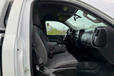 2018 GMC Sierra 1500 2WD Reg Cab 133.0"