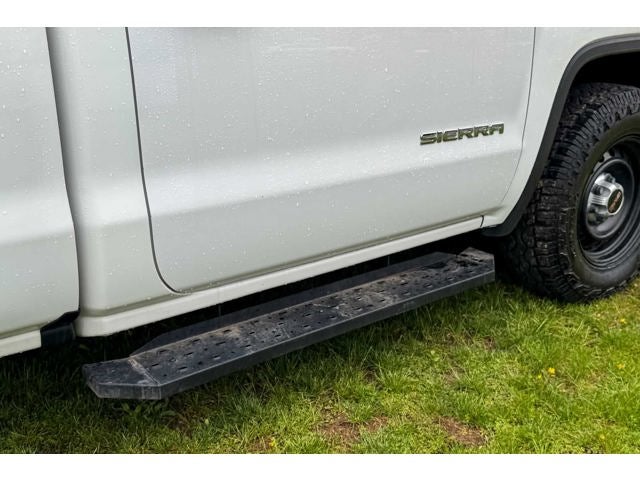 2018 GMC Sierra 1500 2WD Reg Cab 133.0"