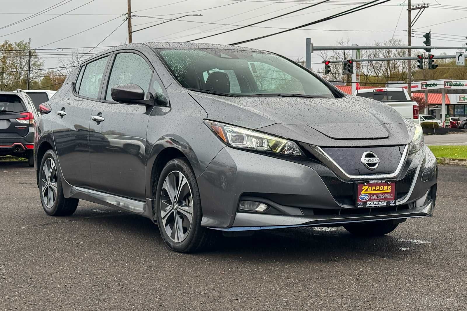 2022 Nissan Leaf SV Plus's photo