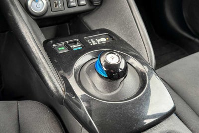 2022 Nissan LEAF SV PLUS