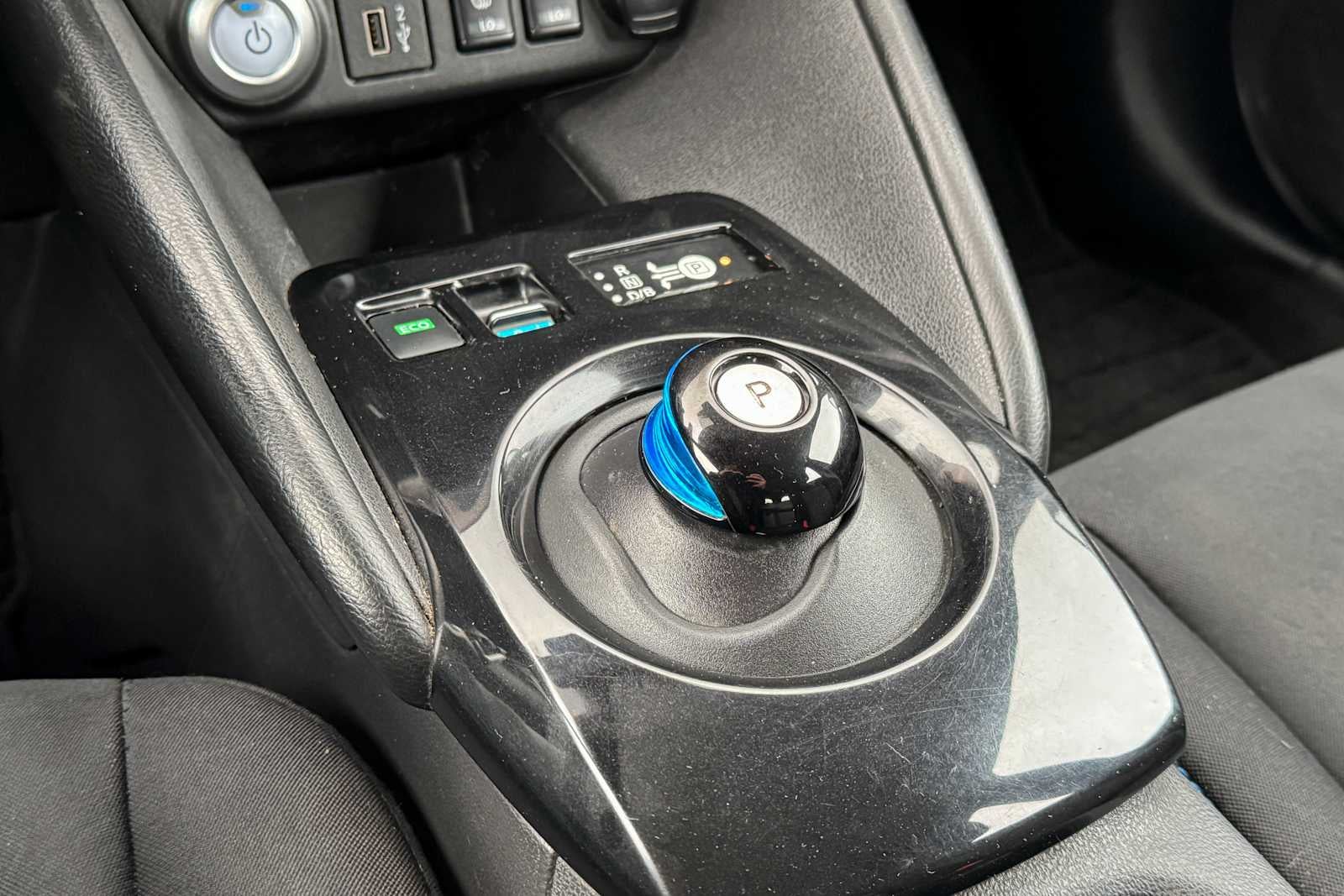 2022 Nissan LEAF SV PLUS