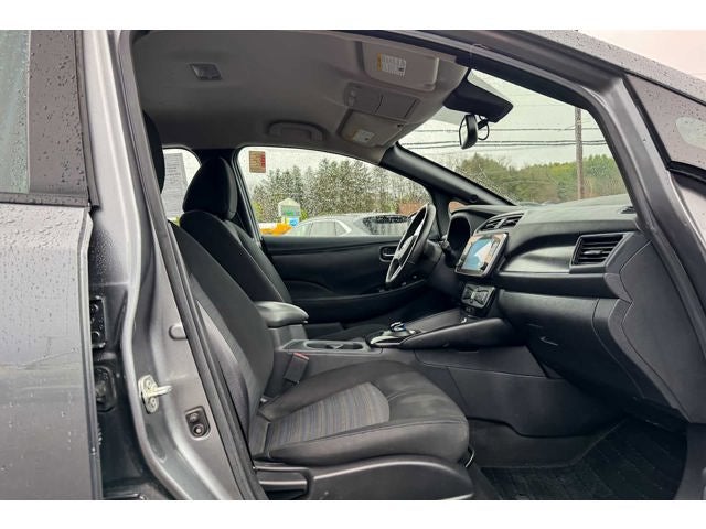 2022 Nissan LEAF SV PLUS