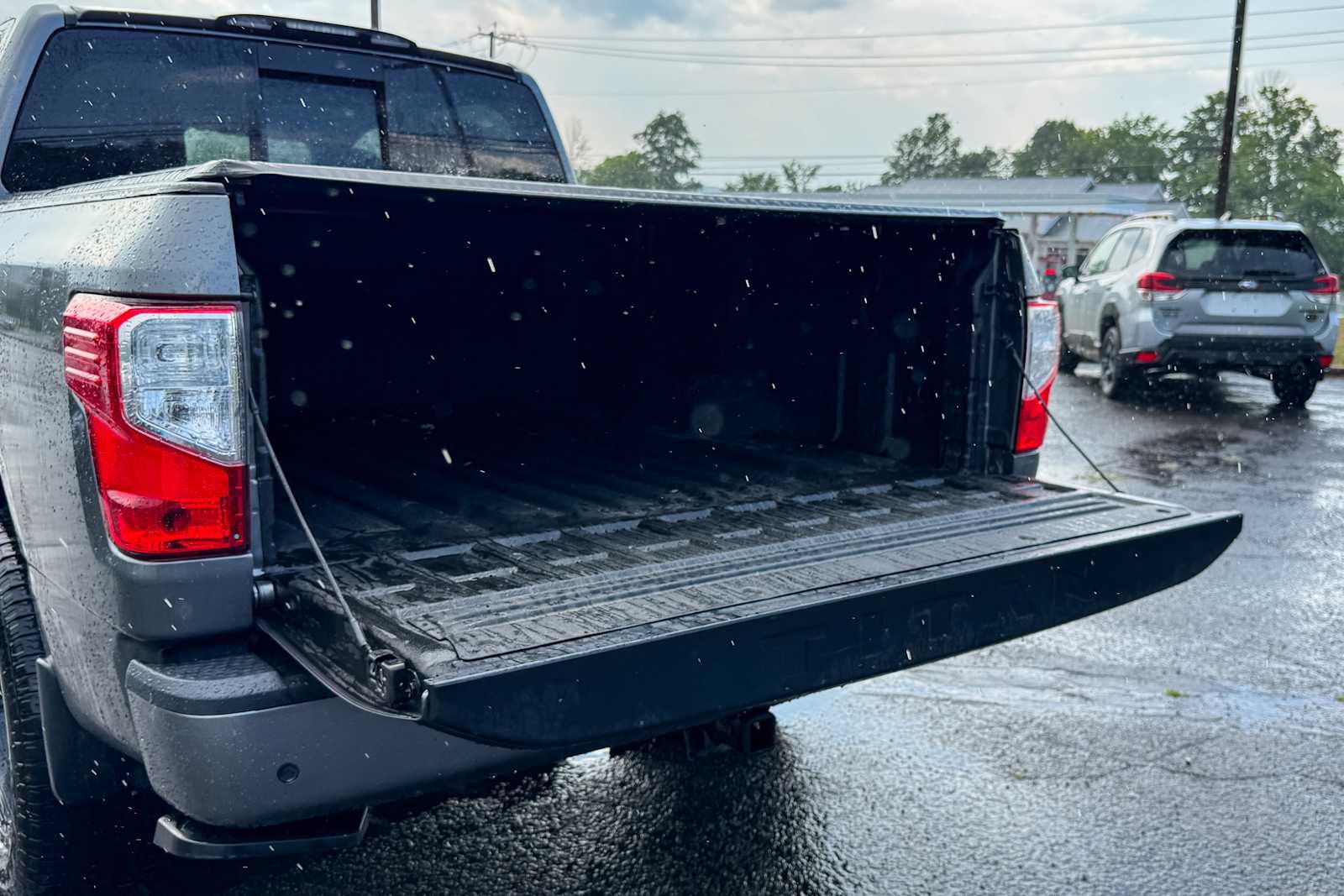 2021 Nissan Titan SV