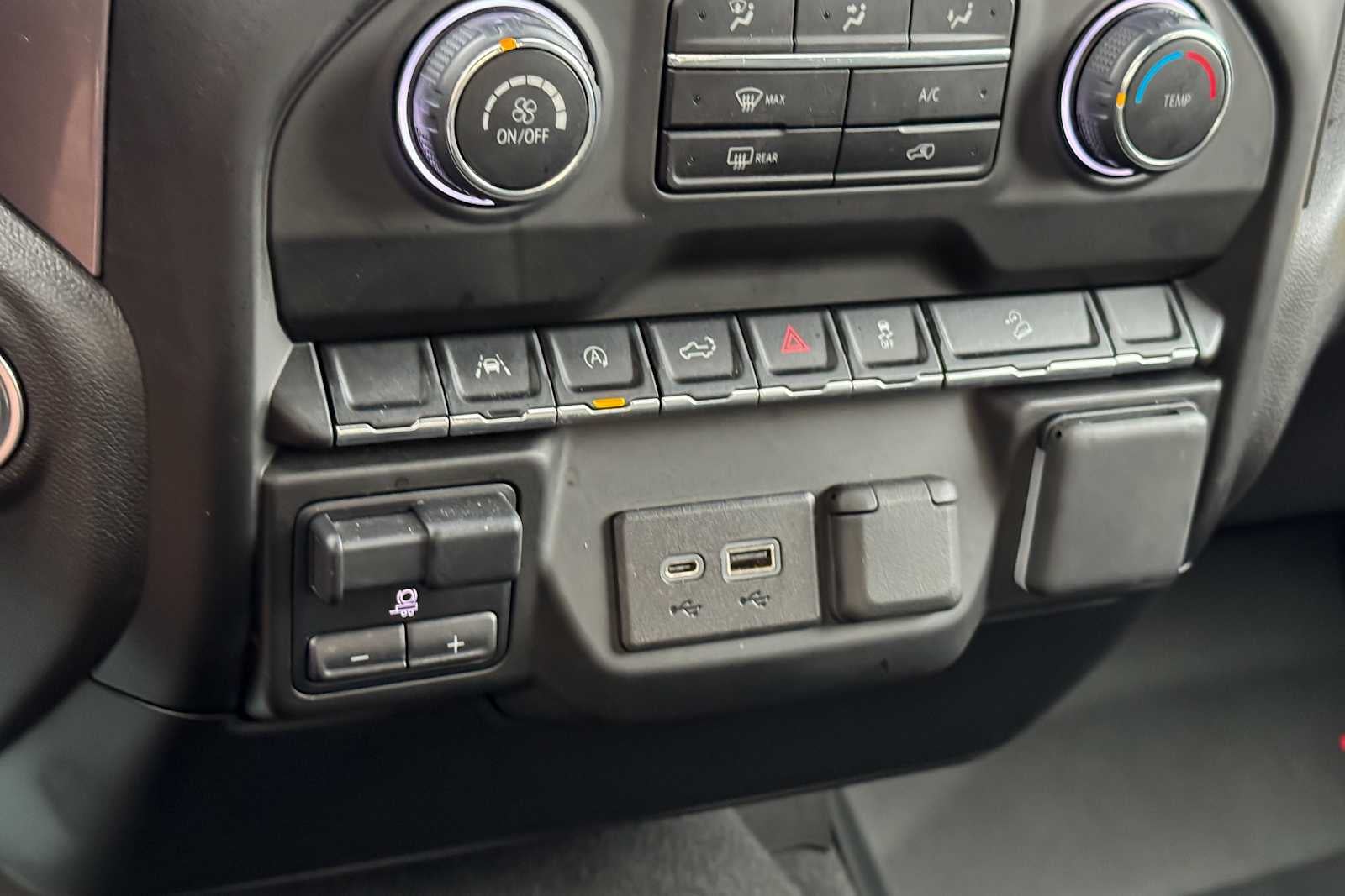 2023 Chevrolet Silverado 1500 Custom Trail Boss