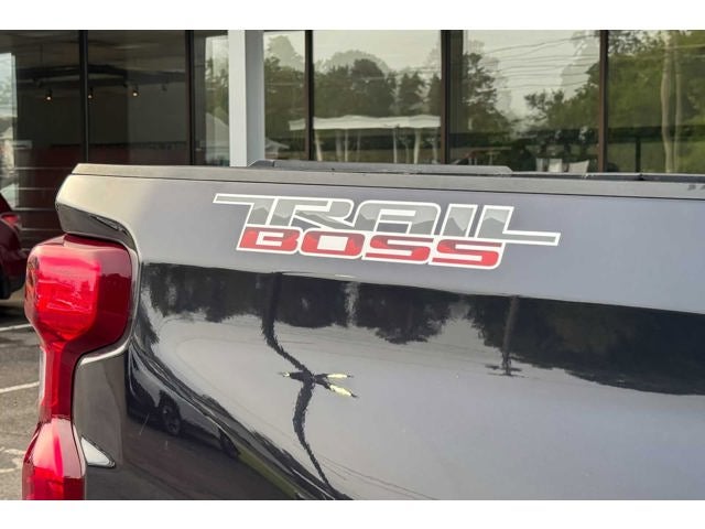 2023 Chevrolet Silverado 1500 Custom Trail Boss