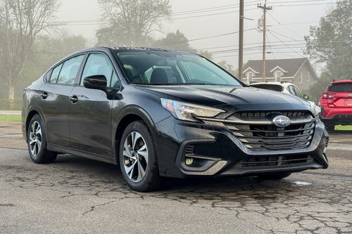 2025 Subaru LEGACY Premium