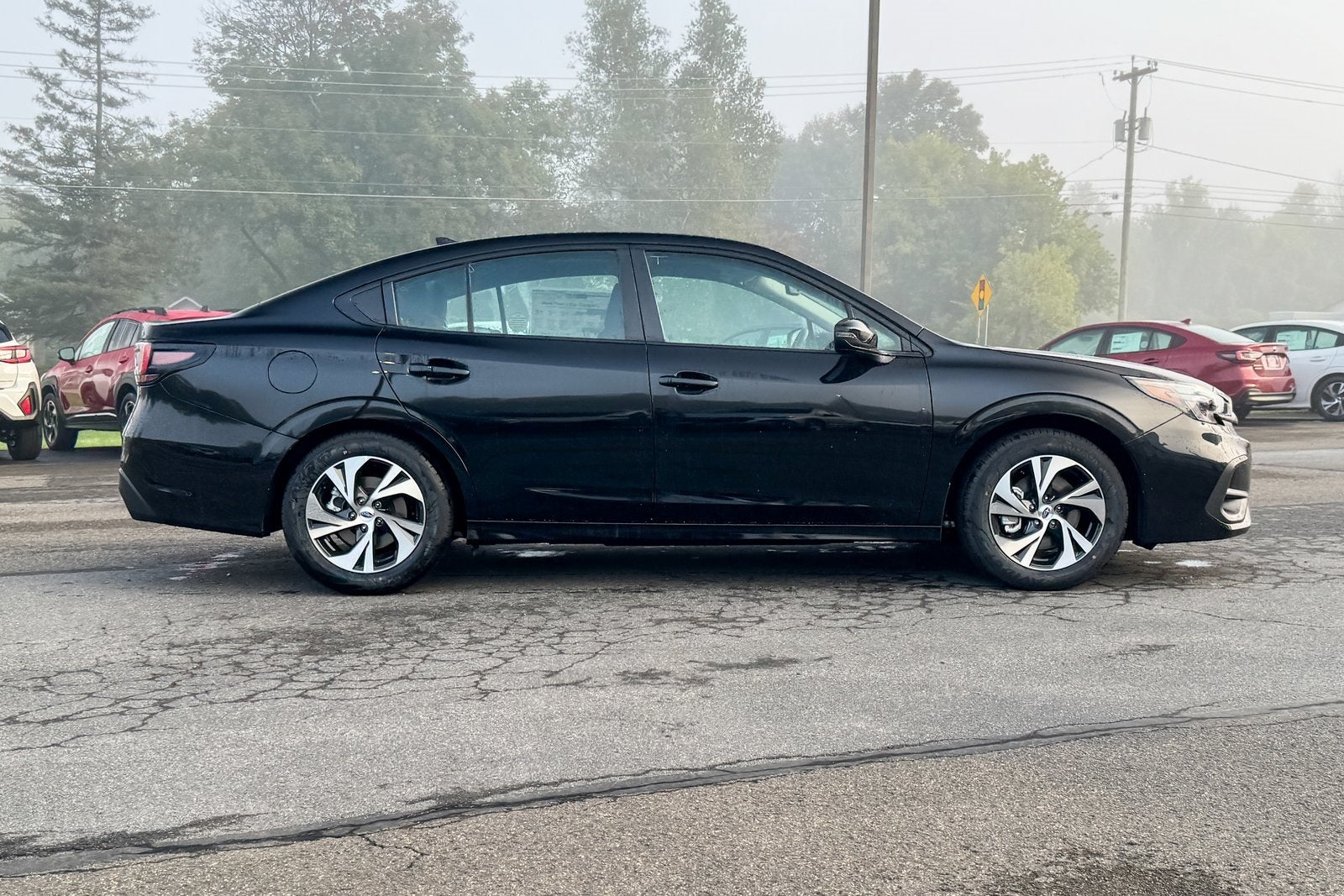 2025 Subaru LEGACY Premium