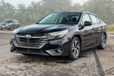 2025 Subaru LEGACY Premium