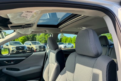 2025 Subaru LEGACY Premium