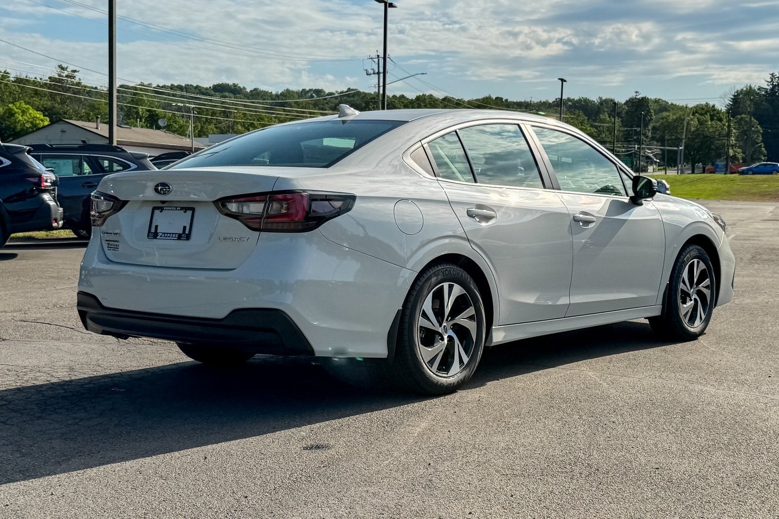 2025 Subaru LEGACY Premium