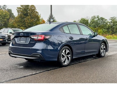 2025 Subaru LEGACY Premium