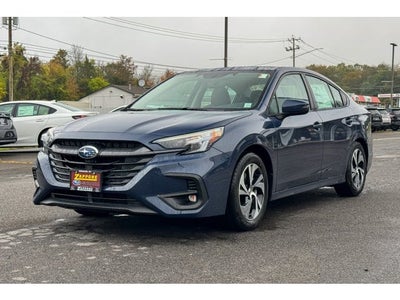 2025 Subaru LEGACY Premium