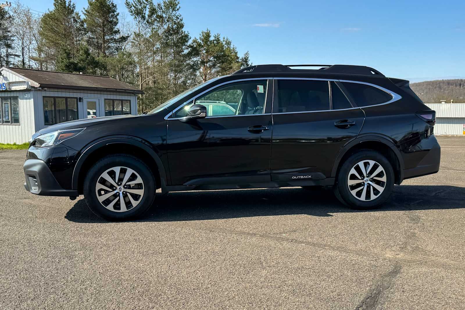 2022 Subaru Outback Premium