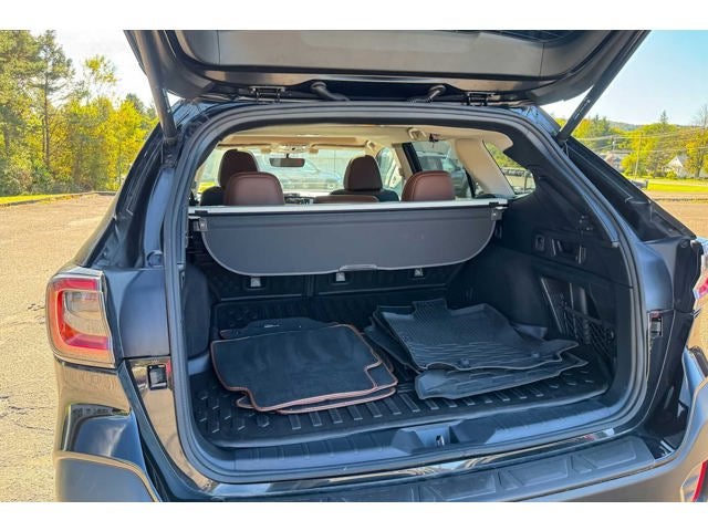 2022 Subaru Outback Touring