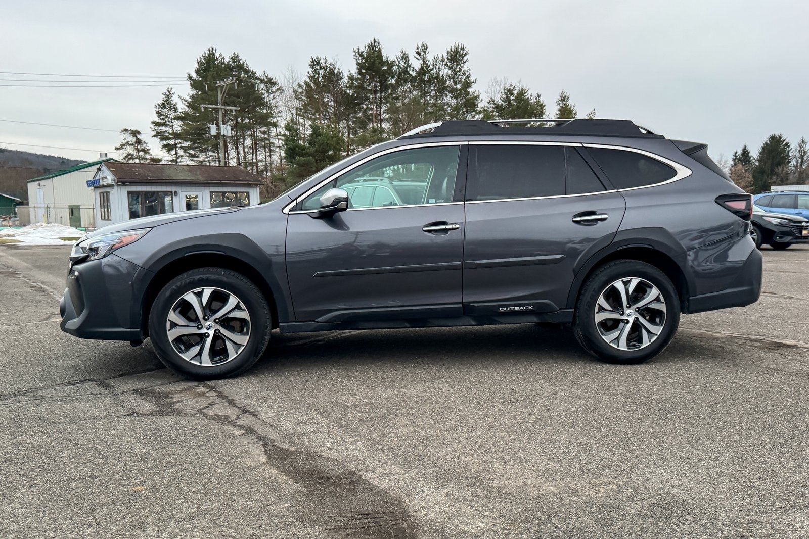 2023 Subaru Outback Touring