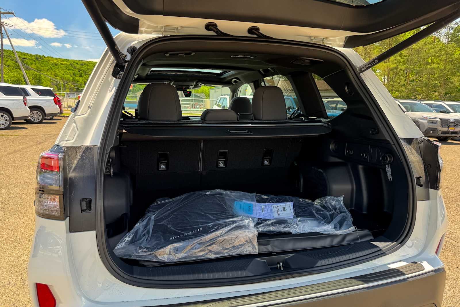 2026 Subaru FORESTER Premium Hybrid