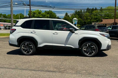 2026 Subaru FORESTER Premium Hybrid