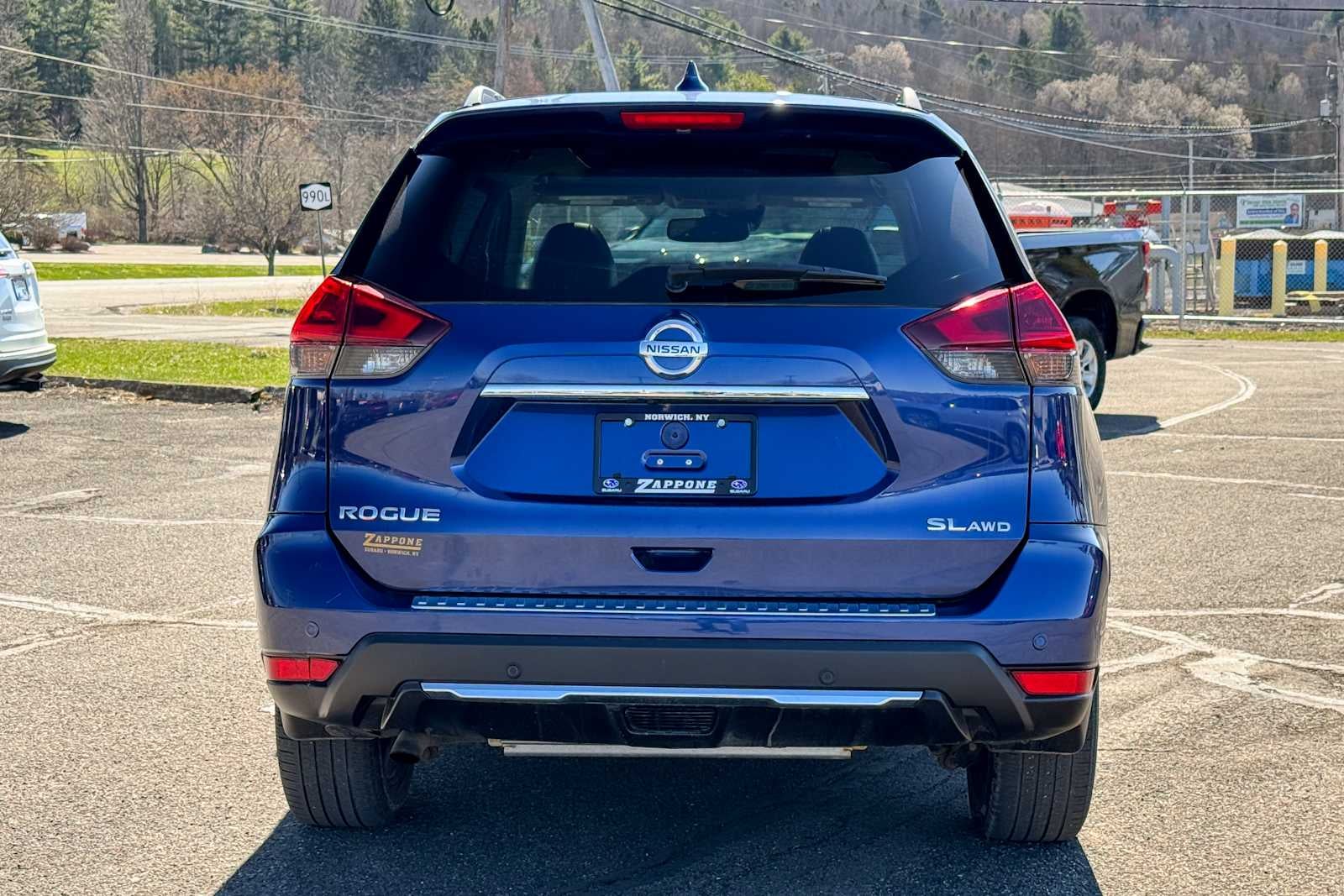 2020 Nissan Rogue SL