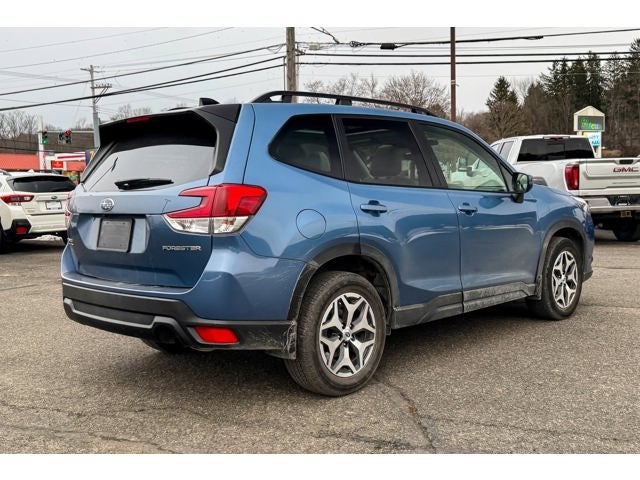 2024 Subaru Forester Premium
