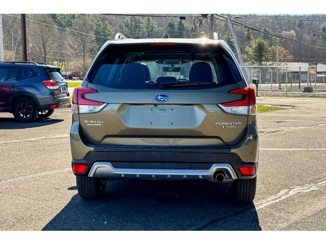 2023 Subaru Forester Touring