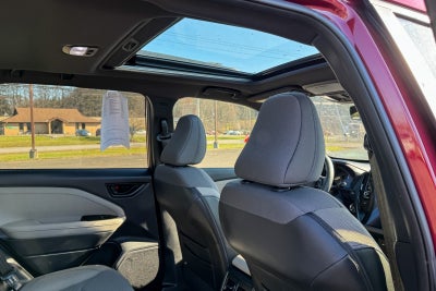 2025 Subaru Forester Premium