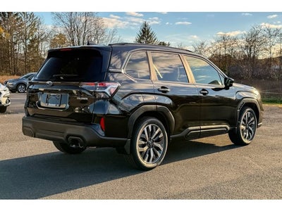 2025 Subaru FORESTER Touring