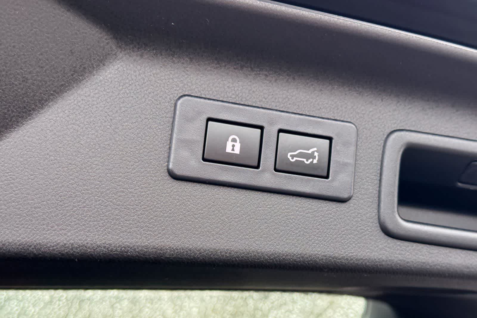 2025 Subaru Forester Hybrid Premium Hybrid