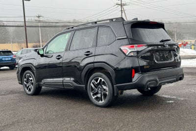 2025 Subaru Forester Hybrid Premium Hybrid