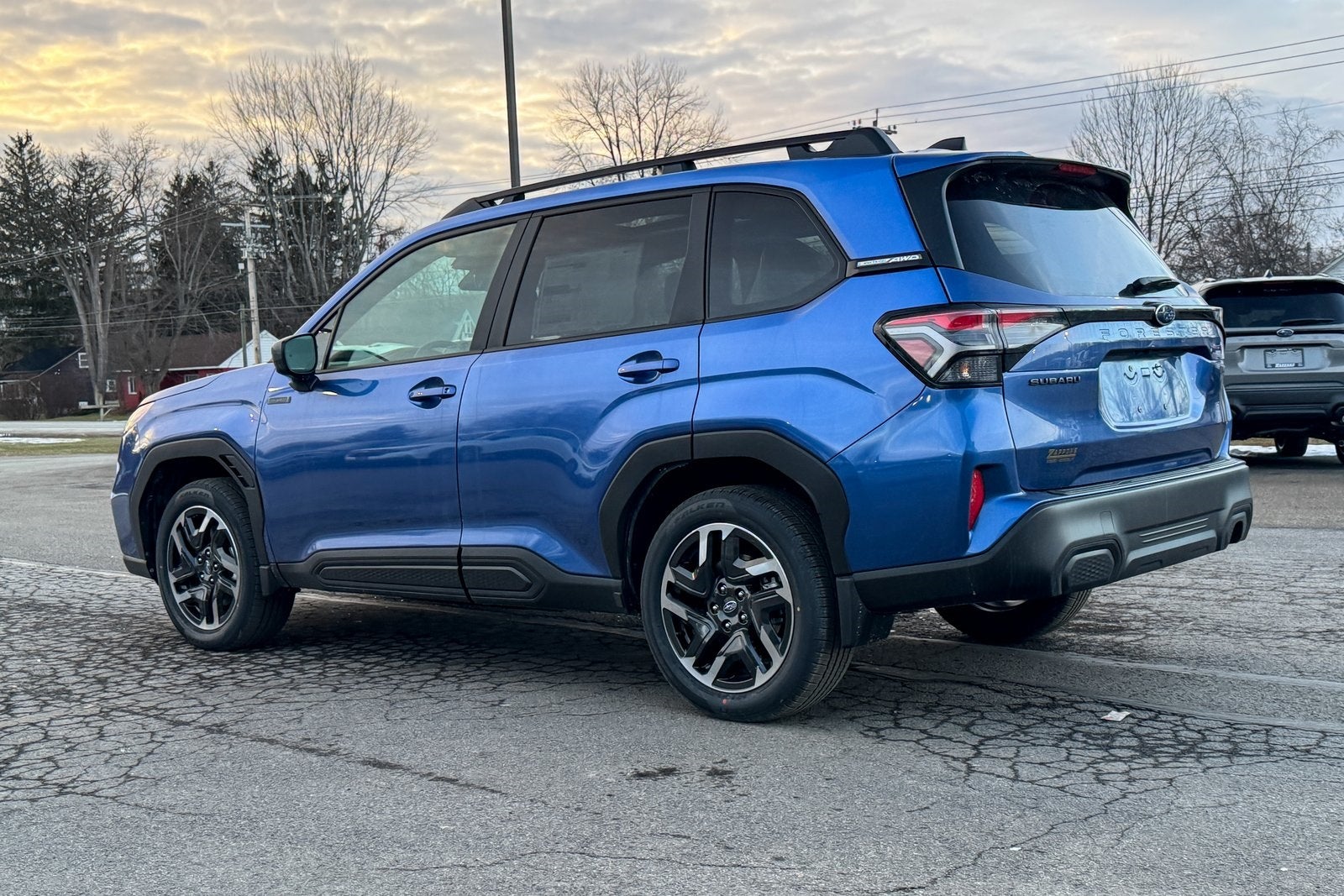 2025 Subaru FORESTER Premium Hybrid