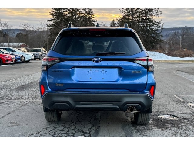 2025 Subaru FORESTER Premium Hybrid