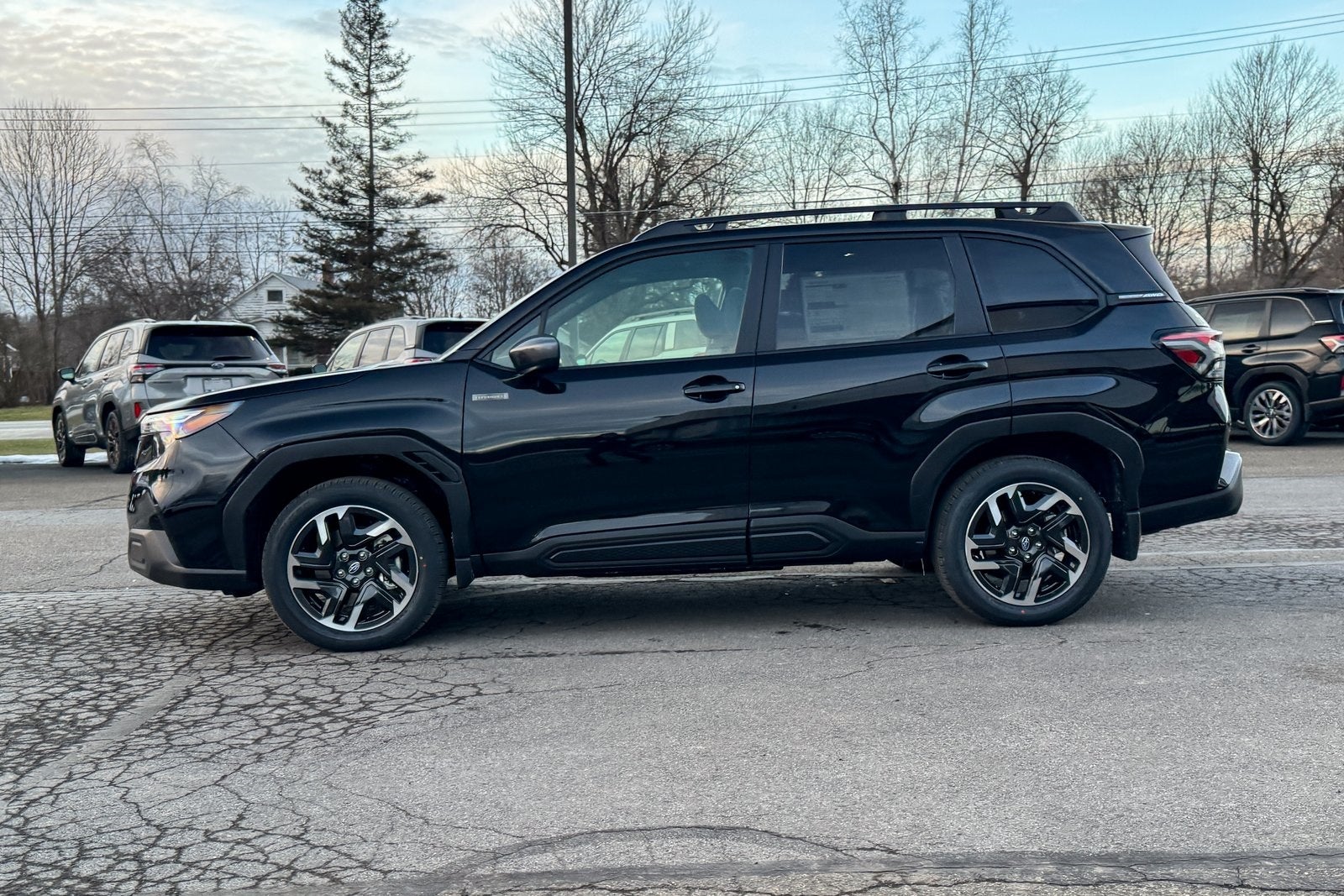 2025 Subaru FORESTER Premium Hybrid