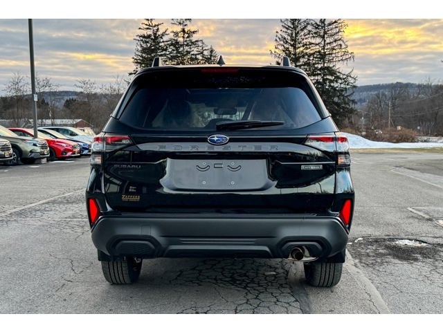 2025 Subaru FORESTER Premium Hybrid