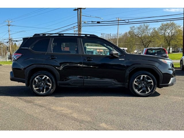 2025 Subaru Forester Premium Hybrid