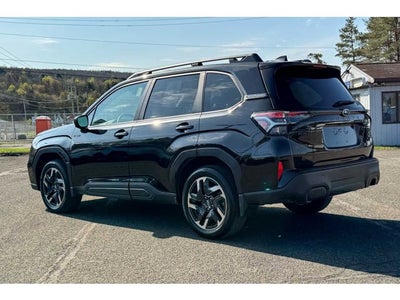 2025 Subaru Forester Premium Hybrid