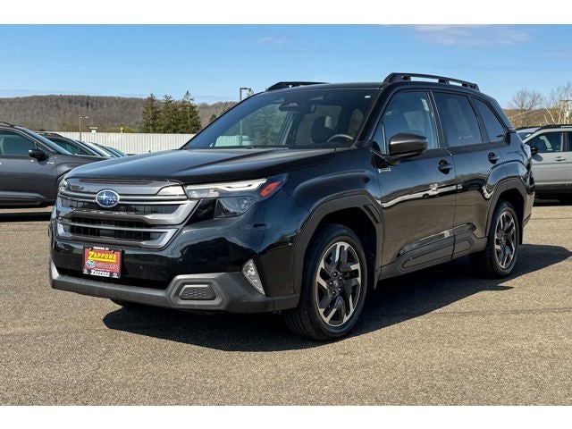 2025 Subaru Forester Premium Hybrid