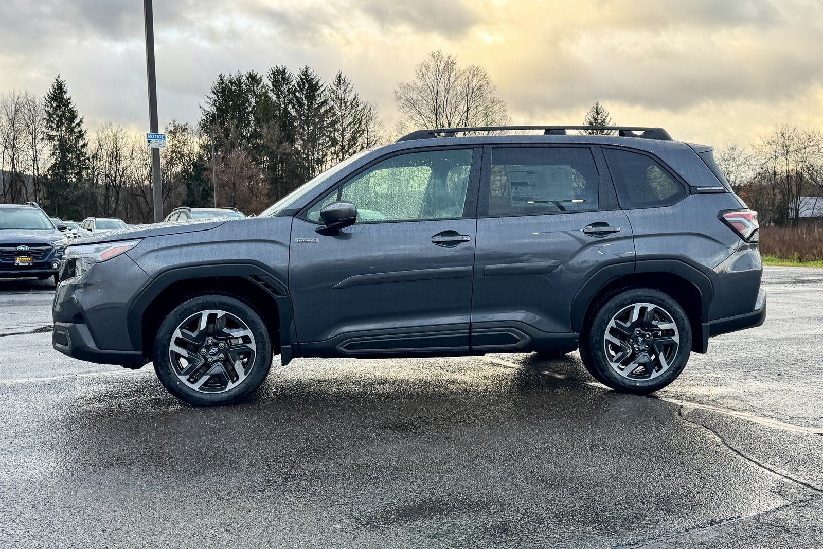 2025 Subaru FORESTER Limited Hybrid