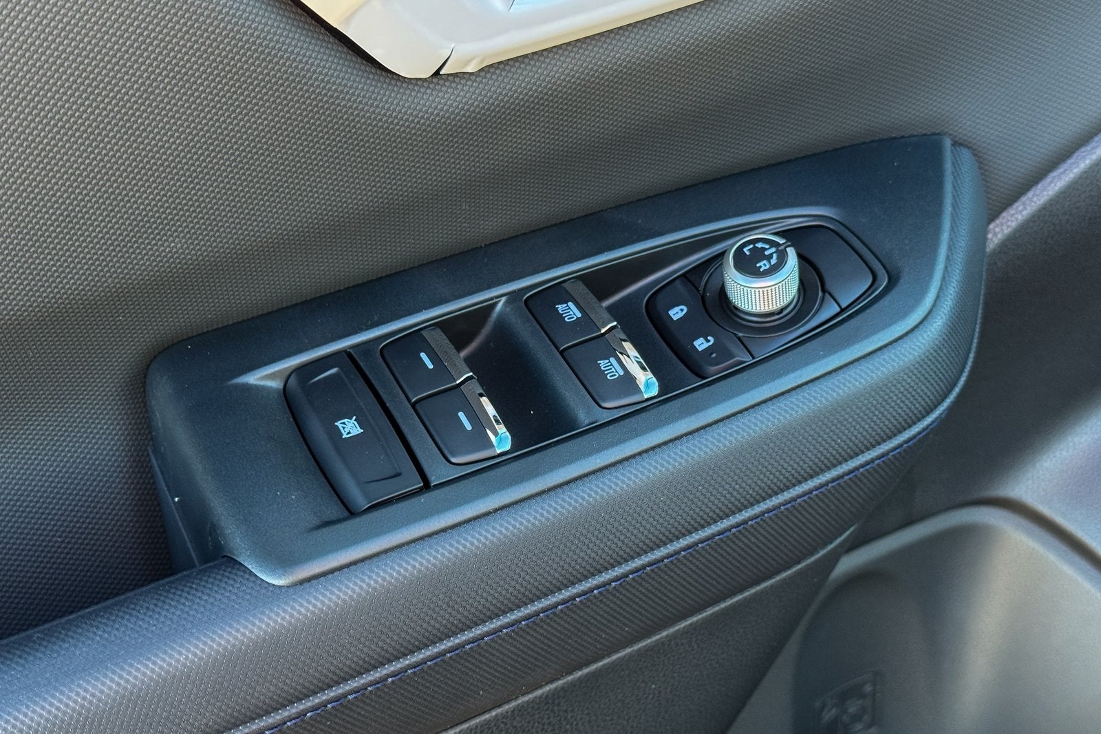 2025 Subaru FORESTER Limited Hybrid