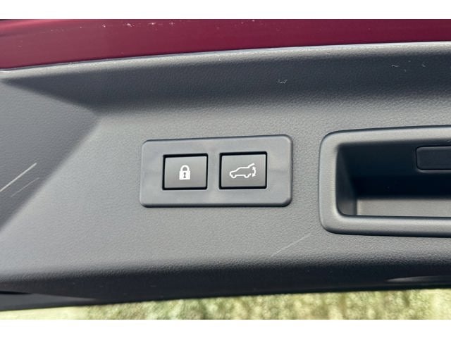 2025 Subaru FORESTER Limited Hybrid