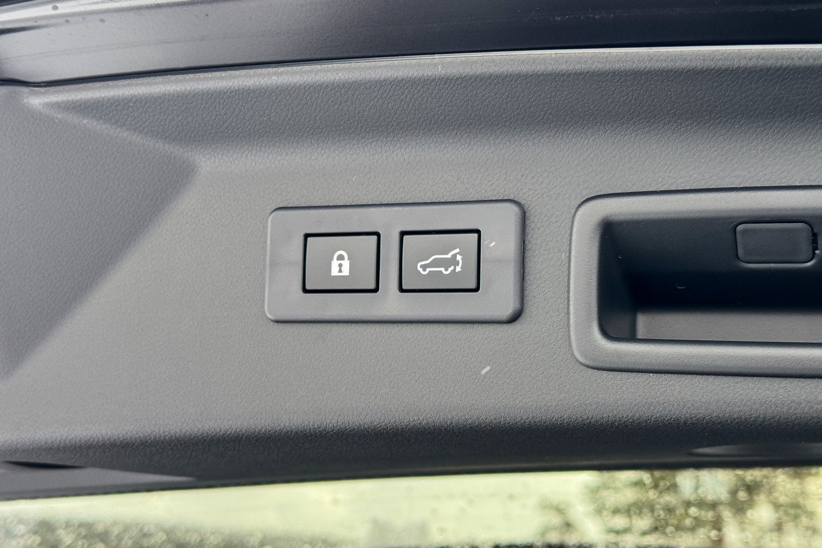 2025 Subaru FORESTER Touring Hybrid