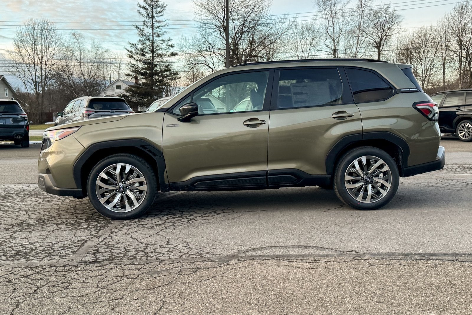 2025 Subaru FORESTER Touring Hybrid