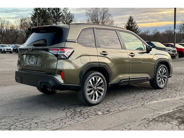 2025 Subaru FORESTER Touring Hybrid