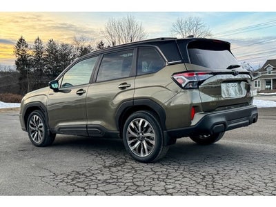 2025 Subaru FORESTER Touring Hybrid