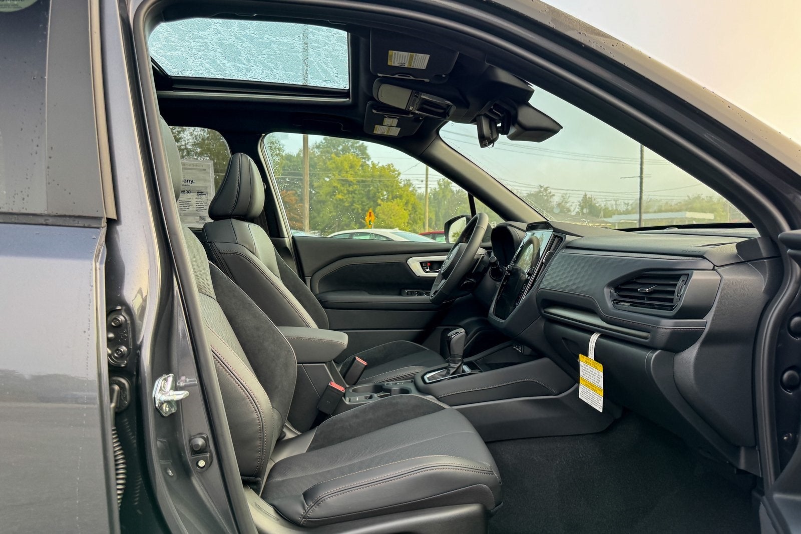 2025 Subaru FORESTER Touring Hybrid