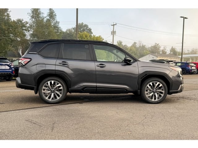 2025 Subaru FORESTER Touring Hybrid